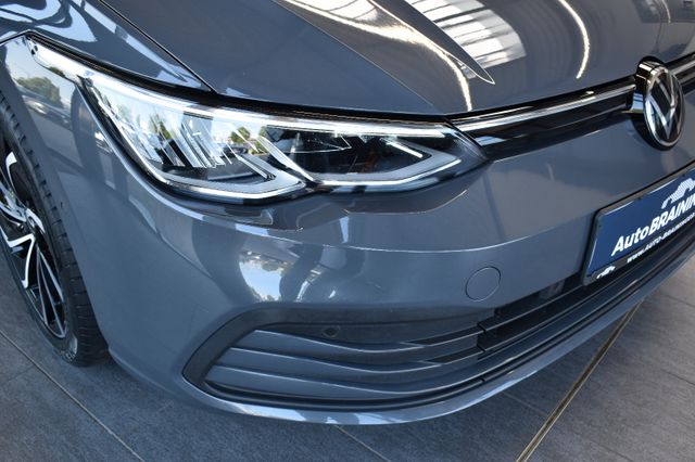 Volkswagen Golf VIII Limo 2.0TDI Life LED LiveC ACC LaneAs.