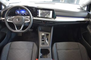 Volkswagen Golf VIII Var. 2.0TDI Life DSG LED AHK ACC ViCo