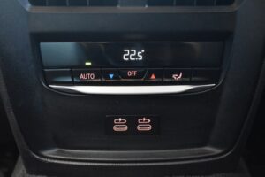 BMW 320d Touring Advantage Aut. Laser LiveC. HuD ACC
