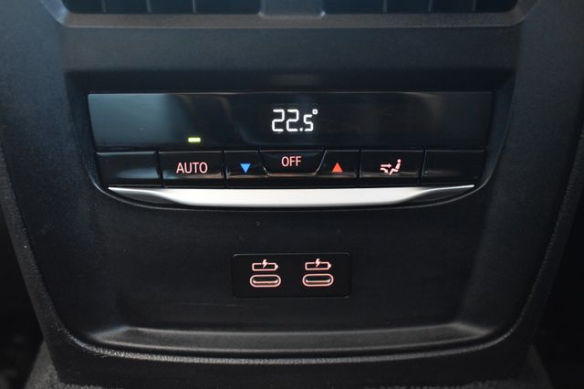 BMW 320d Touring Advantage Aut. Laser LiveC. HuD ACC