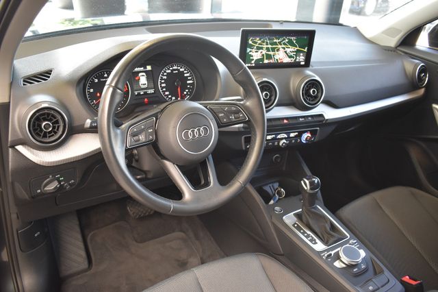 Audi Q2 30TDI S-tronic LED PDC Keyless DAB Sitzhz.