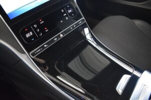 Mercedes-Benz C220d T Avantgarde 9G-tronic LED RFK Distronic
