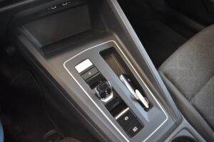 Volkswagen Golf VIII Var. 2.0TDI Life DSG LED AHK ACC ViCo