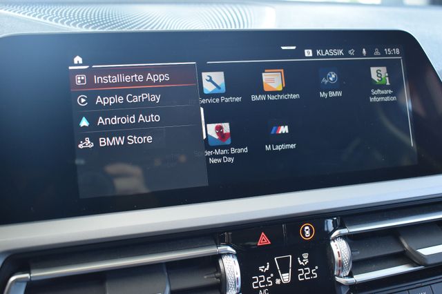 BMW 320d Touring Advantage Aut. Laser LiveC. HuD ACC
