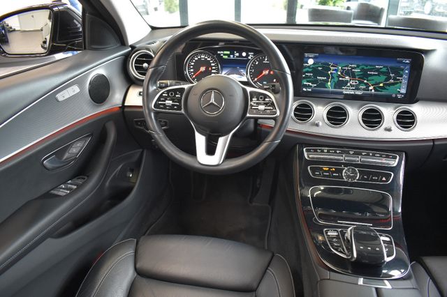 Mercedes-Benz E 300de T Avantgarde 9G-tronic LED HUD Nav Leder