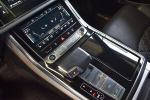 Audi Q8 55TFSIe Quattro Tiptr. S-Line MatrixHD B&O VC