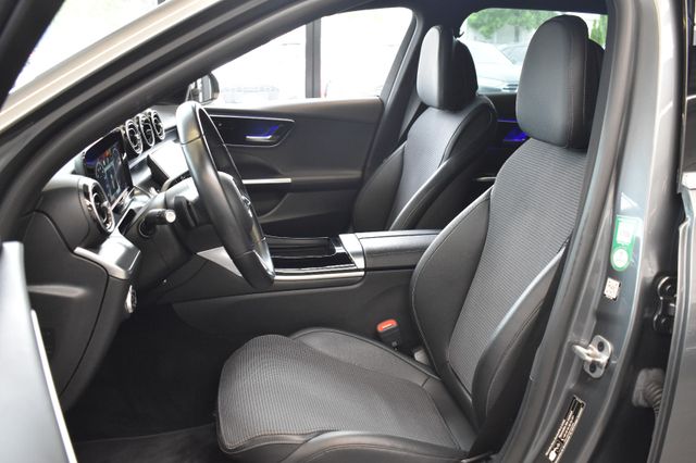 Mercedes-Benz C220d T Avantgarde 9G-tronic LED RFK Distronic