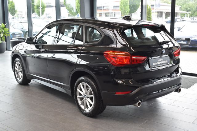 BMW X1 sDrive18d Automatik Navi3D DAB PDC Sportsitze