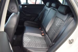 Volkswagen T-Roc 1.5TSI DSG R-Line IQ-Light RFK ACC Virtual