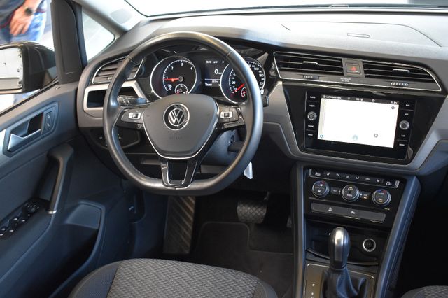 Volkswagen Touran 2.0TDI Comfortline DSG 7-Sitzer Navi DAB