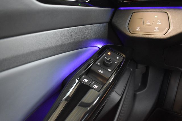 Volkswagen ID.4 Pure Performance LED ACC Ambiente DAB PDCs