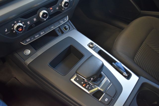 Audi Q5 40TDI Quattro S-tronic LED Nav AHK PanoSD DAB