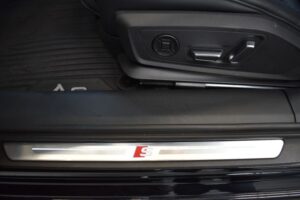 Audi A6 Avant 40TDI quattro S-tronic S Line HUD Leder