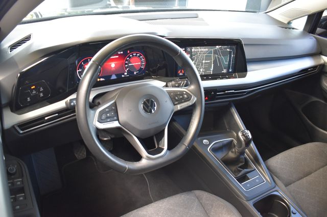 Volkswagen Golf VIII Limo Life 2.0TDI Life LED ACC VirtualC