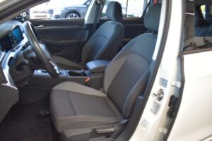 Volkswagen Golf VIII Variant 2.0TDI Life DSG LED ACC VirtCo