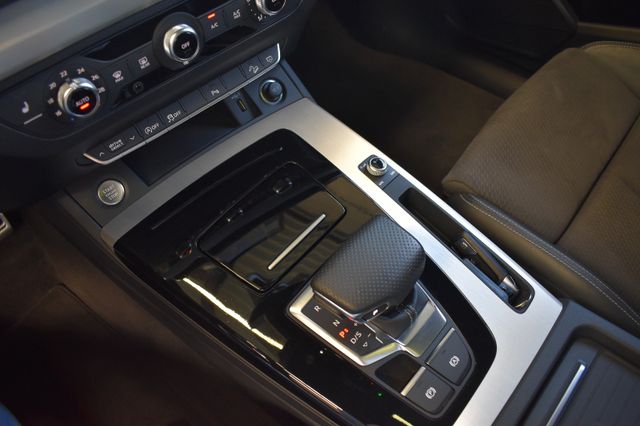 Audi Q5 40TFSI quattro S-tr. S-Line LED Virtual OpSky