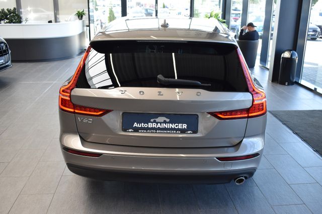 Volvo V60 D3 Momentum Pro Aut. LED RFKam VirtualCockp.