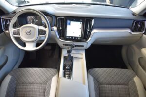 Volvo V60 D3 Momentum Pro Aut. LED RFKam VirtualCockp.