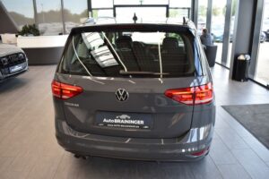 Volkswagen Touran 2.0TDI Comfortline DSG 7-Sitzer Navi DAB