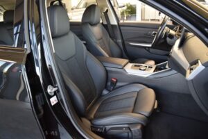 BMW 320d Touring Aut. LED RFKam AHK Curved LCI Navi