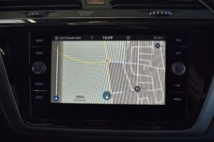 Volkswagen Touran 2.0TDI Comfortline DSG 7-Sitzer Navi DAB
