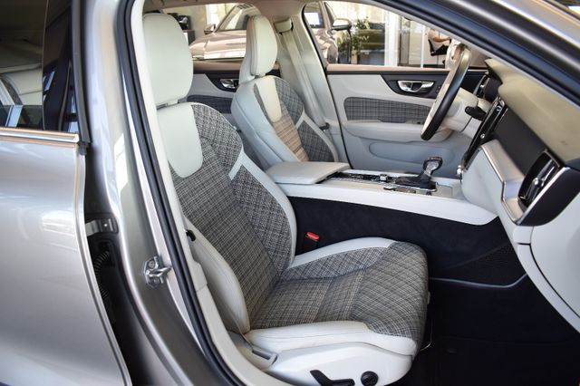 Volvo V60 D3 Momentum Pro Aut. LED RFKam VirtualCockp.