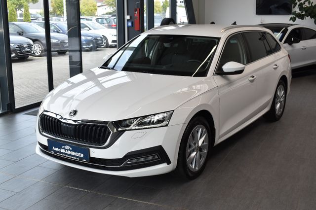 Skoda Octavia Combi 2.0TDI DSG Style LED AHK HUD ViCo