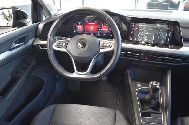 Volkswagen Golf VIII Limo Life 2.0TDI Life LED ACC VirtualC