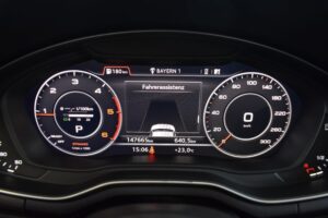 Audi A4 Avant 40TDI quattro S Line Matrix Virtual ACC