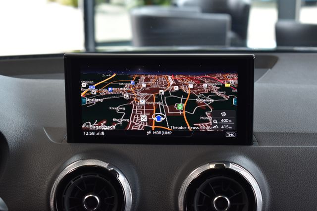 Audi Q2 30TDI S-tronic S-Line LED OpenSky ACC RFKam.