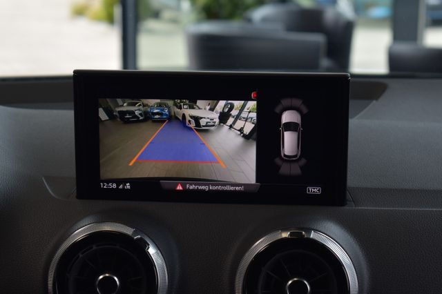 Audi Q2 30TDI S-tronic S-Line LED OpenSky ACC RFKam.