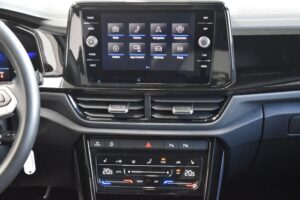 Volkswagen T-Roc 1.5TSI DSG R-Line IQ-Light RFK ACC Virtual