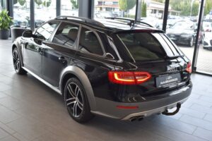 Audi A4 Allroad 2.0TDI Quattro S-tronic XenonPlus AHK