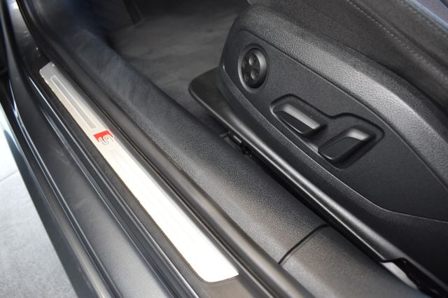 Audi A4 Avant 40TDI quattro S Line Matrix Virtual ACC