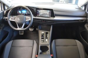 Volkswagen Golf VIII Variant 2.0TDI Life DSG LED ACC VirtCo