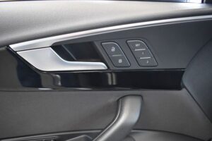 Audi A4 Avant 40TDI quattro S Line Matrix Virtual ACC