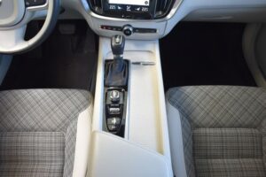 Volvo V60 D3 Momentum Pro Aut. LED RFKam VirtualCockp.