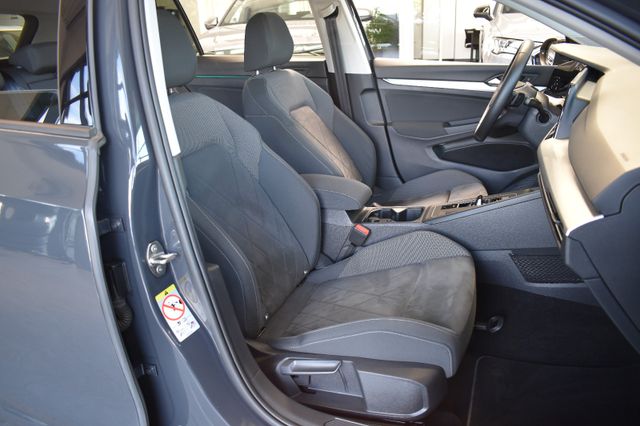 Volkswagen Golf VIII 2.0TDI DSG Var. Life LED VirtualCo ACC