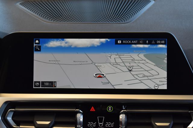BMW 320d Touring Advantage Aut. LED AHK ACC LiveCo.