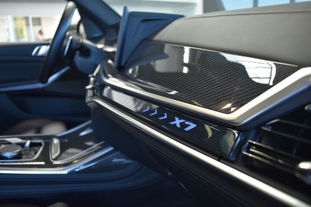 BMW X7 xDrive 40d M Sport 7-Sitzer SoftClose AHK 22"