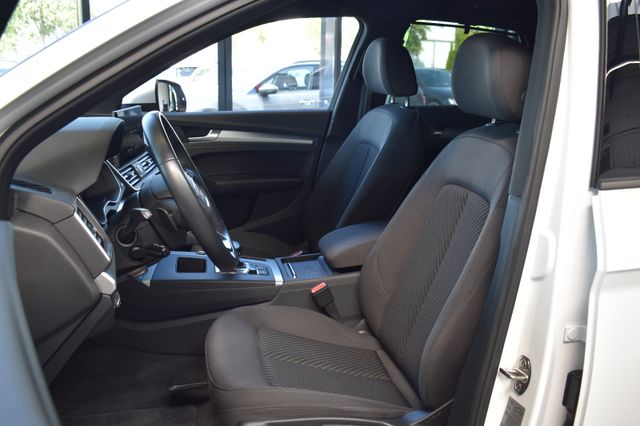 Audi Q5 40TFSI quattro S-tronic LED VirtualCo ACC AHK