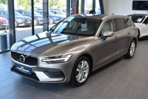 Volvo V60 D3 Momentum Pro Aut. LED RFKam VirtualCockp.
