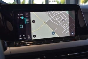 Volkswagen Golf VIII 2.0TDI DSG Var. Life LED VirtualCo ACC