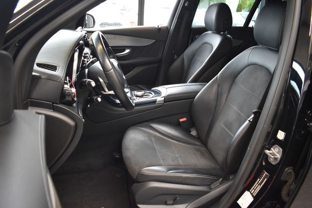 Mercedes-Benz GLC350d 4Matic AMG-Line LED Navi RFK Burmester