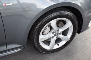 Audi A4 Avant 40TDI quattro S Line Matrix Virtual ACC