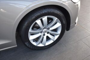 Volvo V60 D3 Momentum Pro Aut. LED RFKam VirtualCockp.