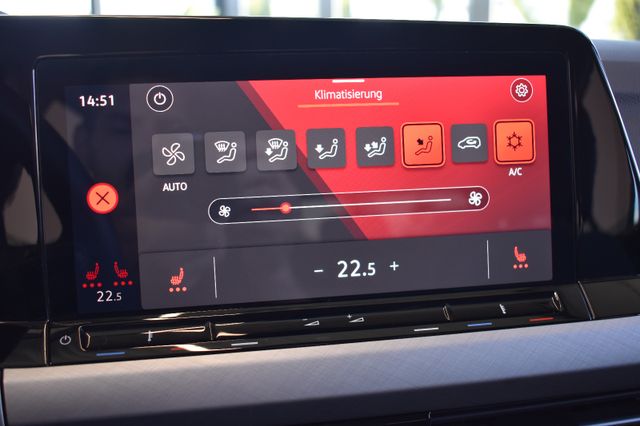 Volkswagen Golf VIII 2.0TDI Variant Life Schalter LED VirtC