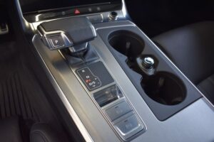 Audi A6 Avant 40TDI quattro S-tronic S Line HUD Leder