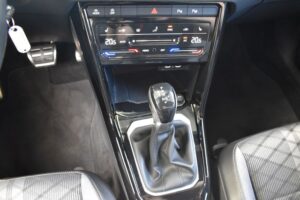 Volkswagen T-Roc 1.5TSI DSG R-Line IQ-Light RFK ACC Virtual