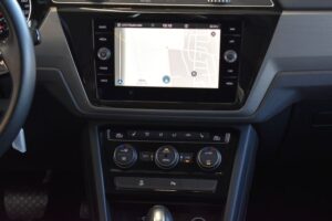 Volkswagen Touran 2.0TDI Comfortline DSG 7-Sitzer Navi DAB